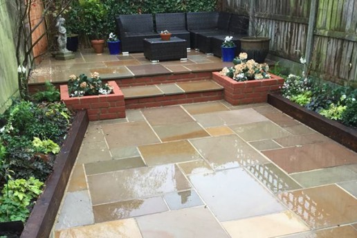 Terrace garden - Great Dunmow